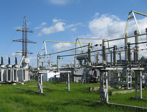 Successful assembly of the first transformer for China's first clean energy transmission ultra-high voltage corridor (Qinghai side)