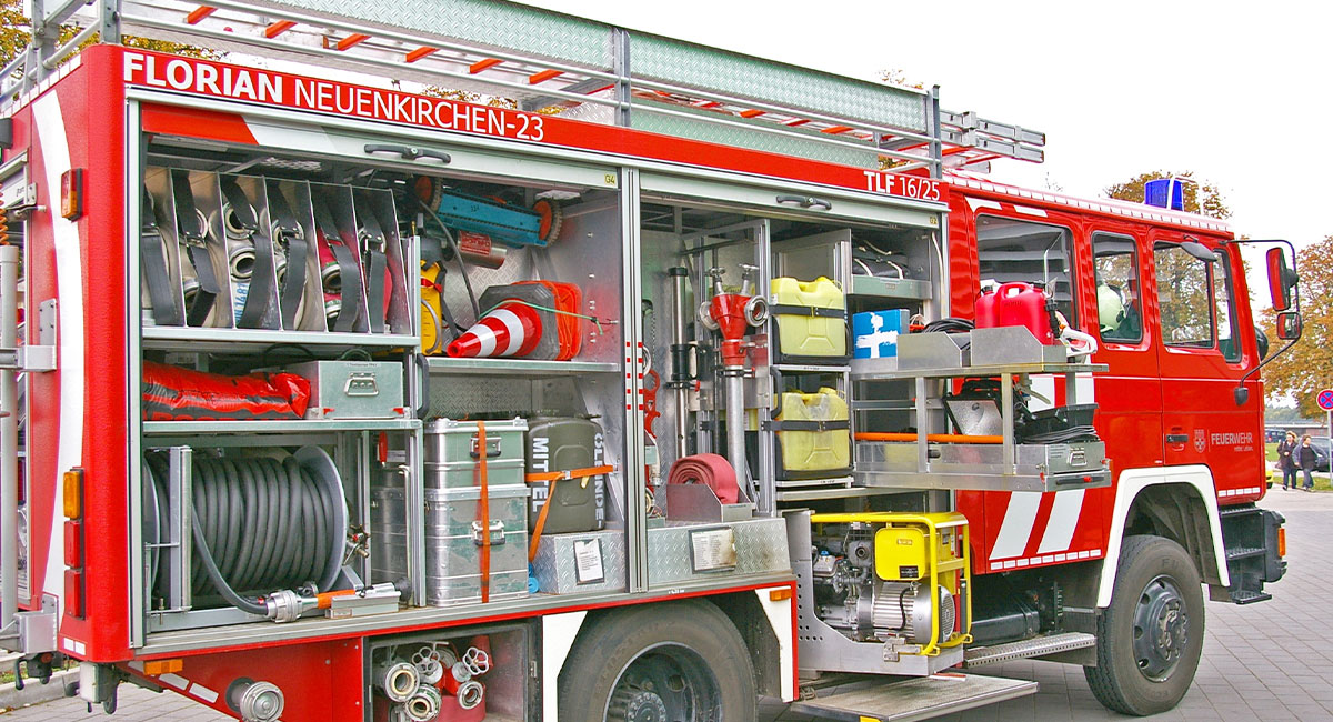 Fire fighting equipment